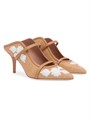 Malone Souliers Босоножки Maureen 70MM из вышитой рафии с элегантными цветочными узорами и высоким каблуком 11014180