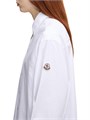 Рубашка Moncler из оксфорда с длинными рукавами, натуральными ракушечными пуговицами и регулируемыми манжетами 11016113