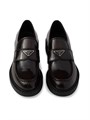 Кожаные натертые лоферы Prada с резиновой подошвой и кожаной стелькой, каблук 35 мм 11011992