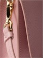 Prada Миниатюрная сумка из сафьяновой кожи с магнитной застёжкой и регулируемым плечевым ремешком 11014385