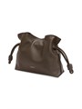 Loewe Кожаный клатч мини Flamenco из мягкой кожи с съемным плечевым ремешком и завязкой 11013688